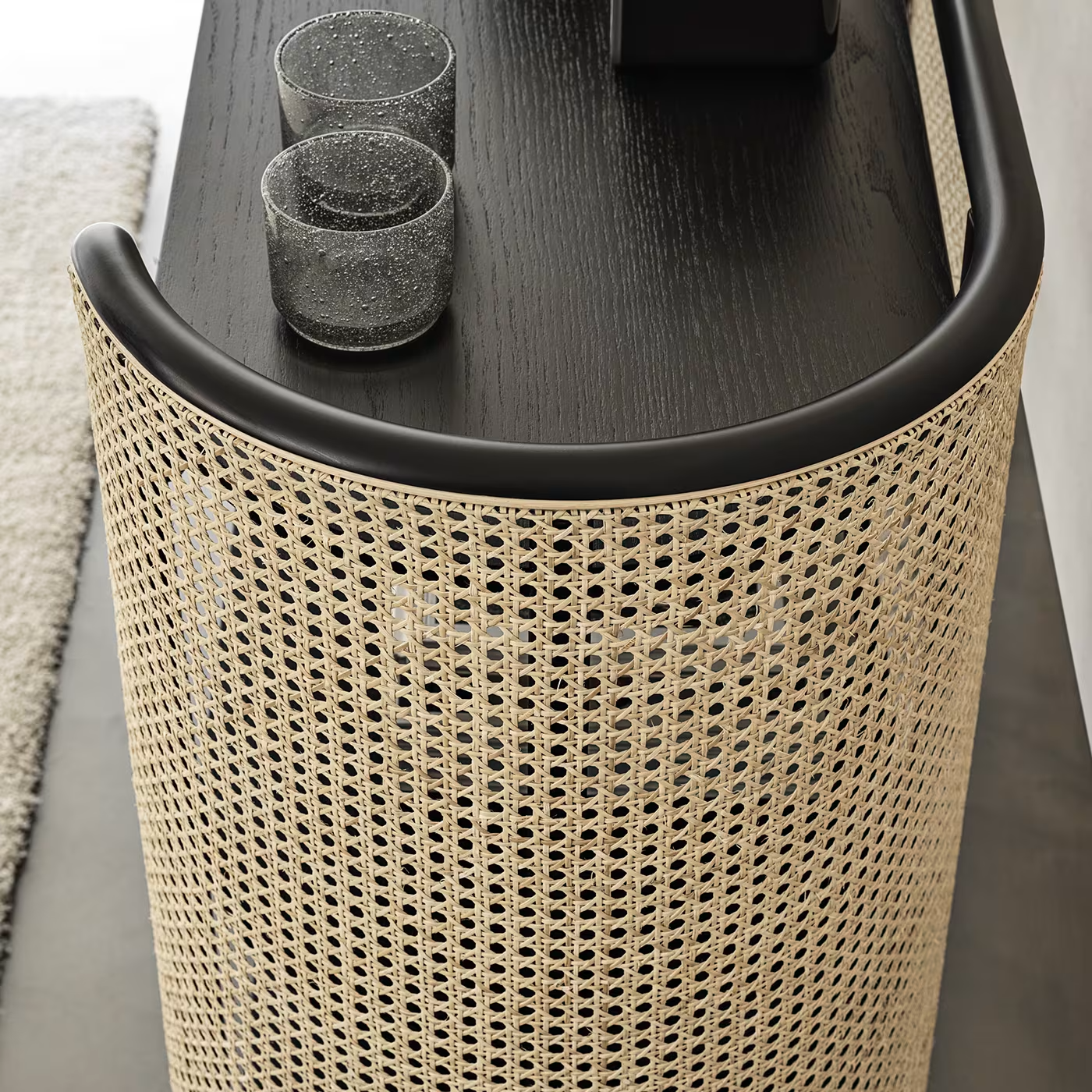 Mos console
