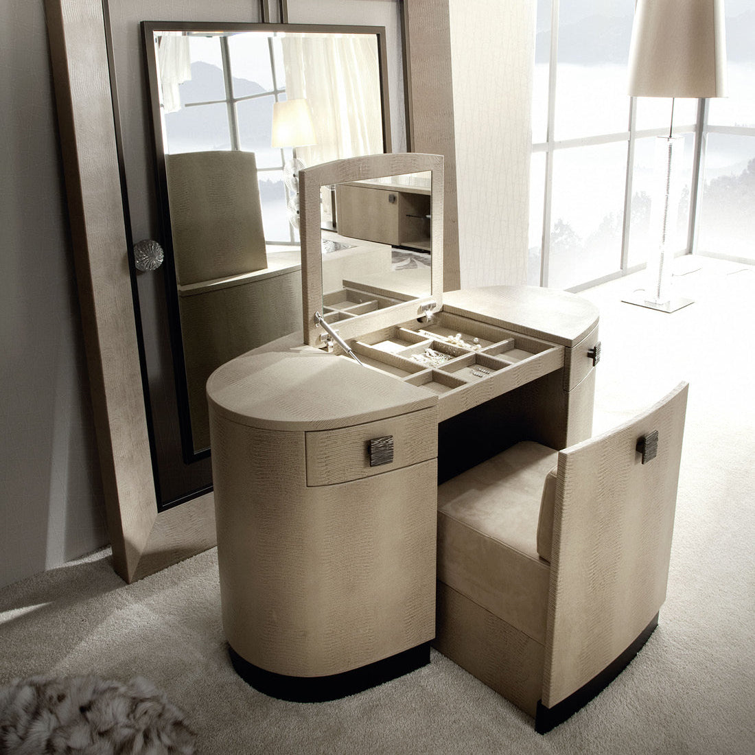 Lunessa Dressing Table with chair