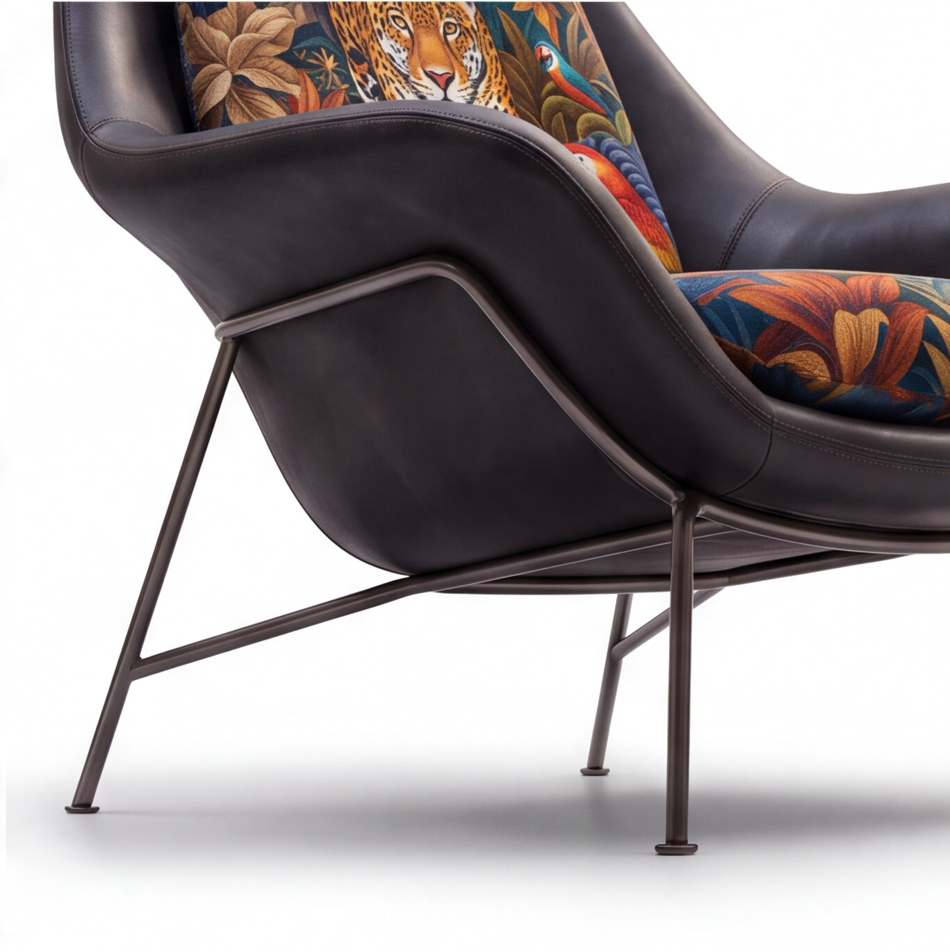 MAU Lounge Chair
