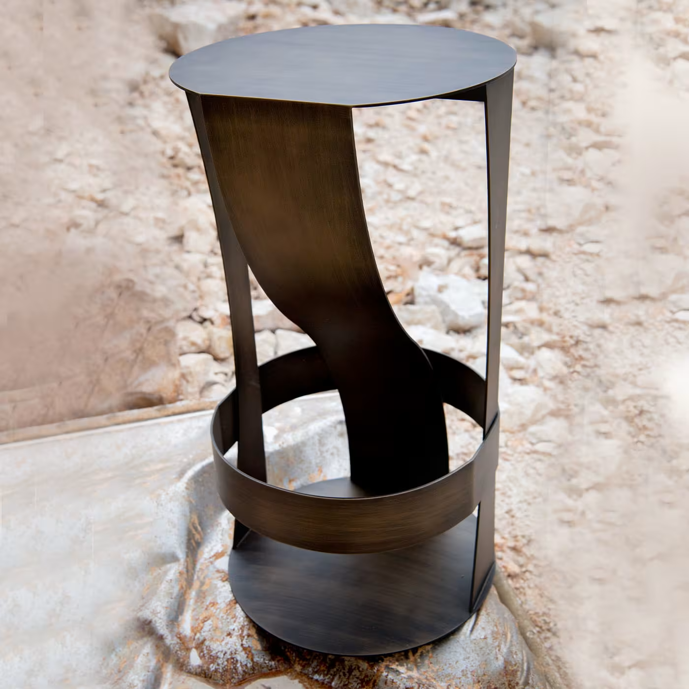 Volo natural-iron stool